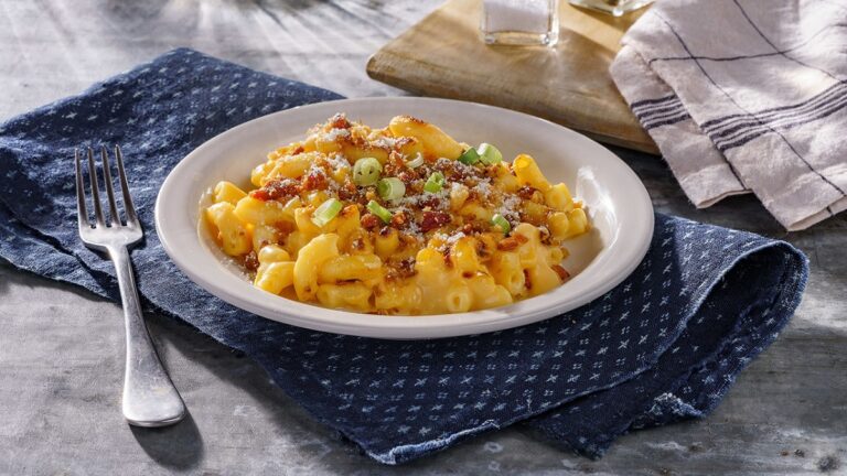 Cracker Barrel Mac and Cheese: A Guide to Portions and Pricing